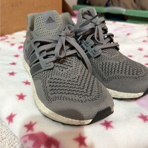 Adidas Gray Knit Sneakers